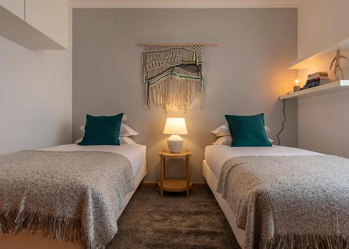 River View By Heart *